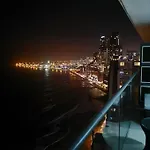 Luxurious Apt With Oceanfront Views On The 32Nd Fl