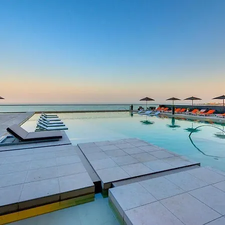 Apartment Luxurious Apt With Oceanfront Views On The 32nd Fl *